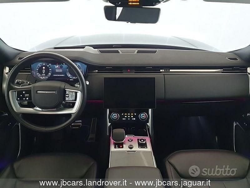 Usata Land Rover Range Rover HSE 249 CV (183 kW) 2024 Grigio scuro SUV