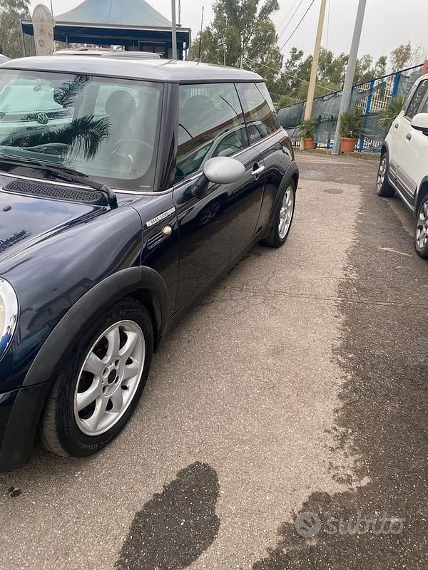 Usata Mini Cooper 116 CV (85 kW) 2007 Nero Utilitaria