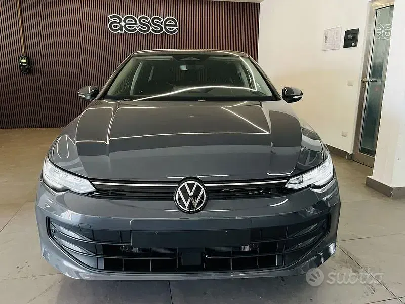 Nuova VW Golf VIII Edition 2026 Grigio Berlina