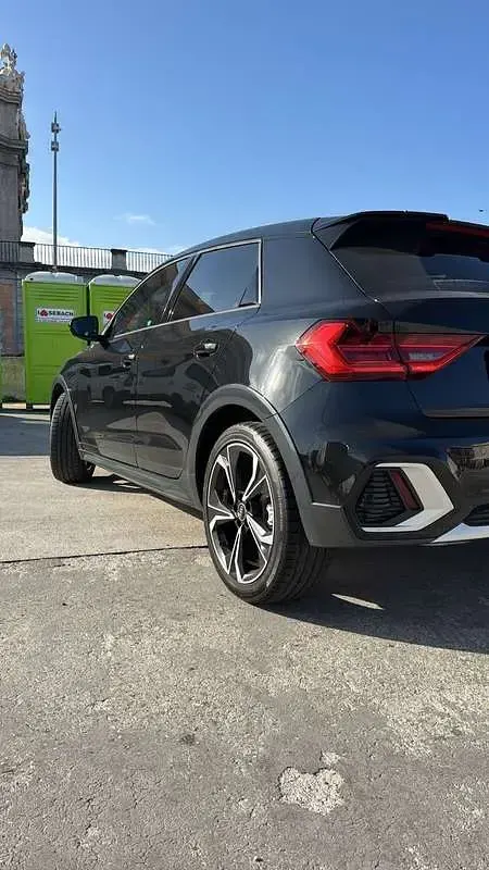 Usata Audi A1 Ambiente 116 CV (85 kW) 2021 Nero SUV