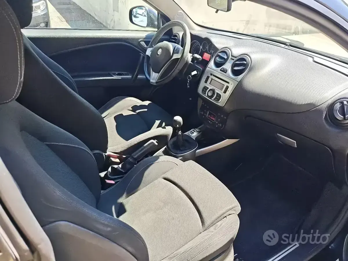 Usata Alfa Romeo MiTo 95 CV (69 kW) 2012 Nero Utilitaria