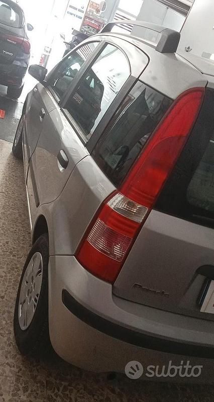 Usata Fiat Panda 60 CV (44 kW) 2007 Grigio Utilitaria