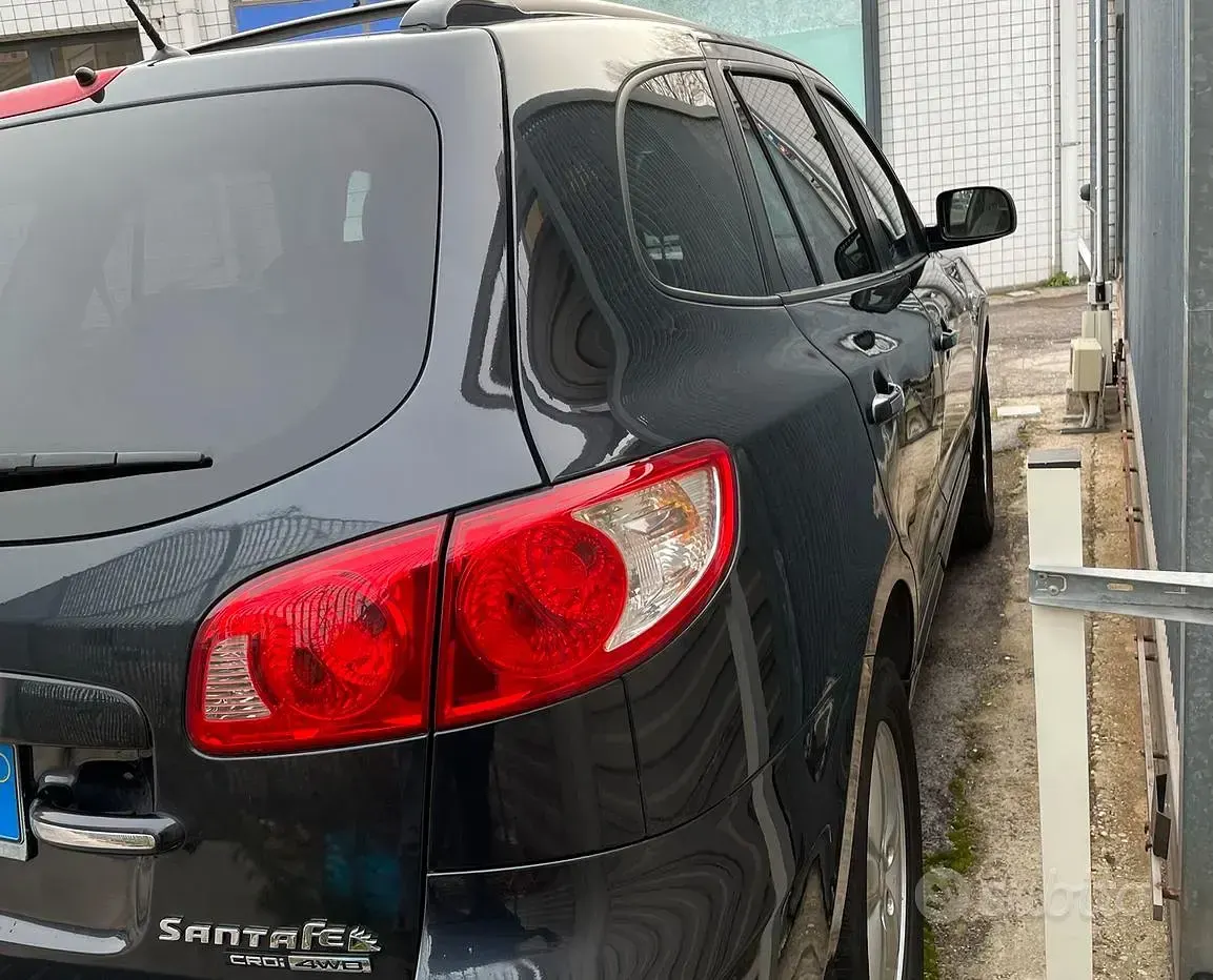 Usata Hyundai Santa Fe 155 CV (114 kW) 2007 Nero SUV