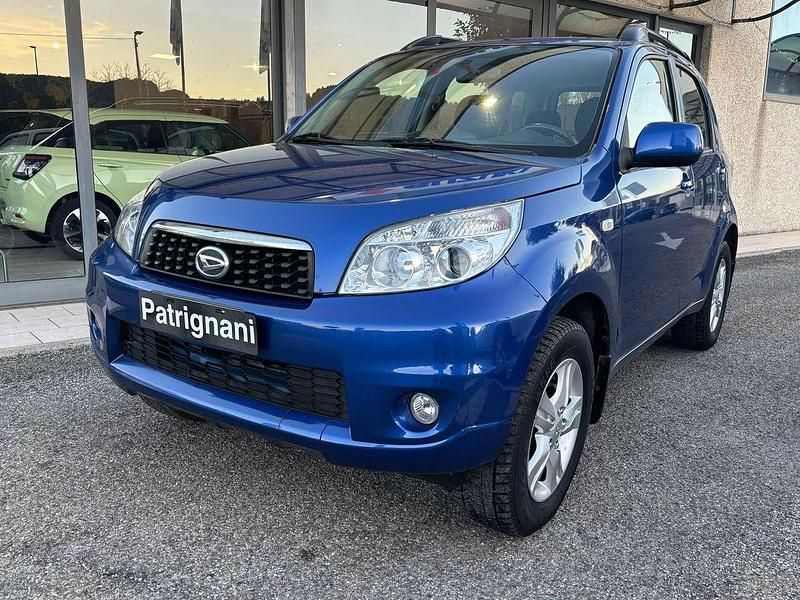 Blu metallizzato Usata 2010 Daihatsu Terios SUV | 8900 € (Cara) - Immagine 1/4