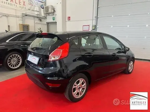Usata Ford Fiesta 95 CV (69 kW) 2016 Nero Utilitaria