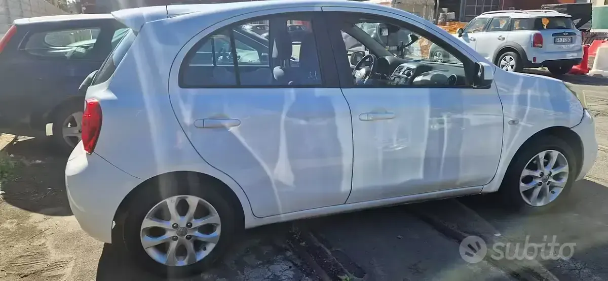 Usata Nissan Micra 80 CV (58 kW) 2014 Bianco Utilitaria