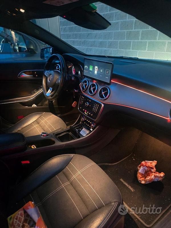 Usata Mercedes CLA220 Shooting Brake 2016 Bianco Station wagon