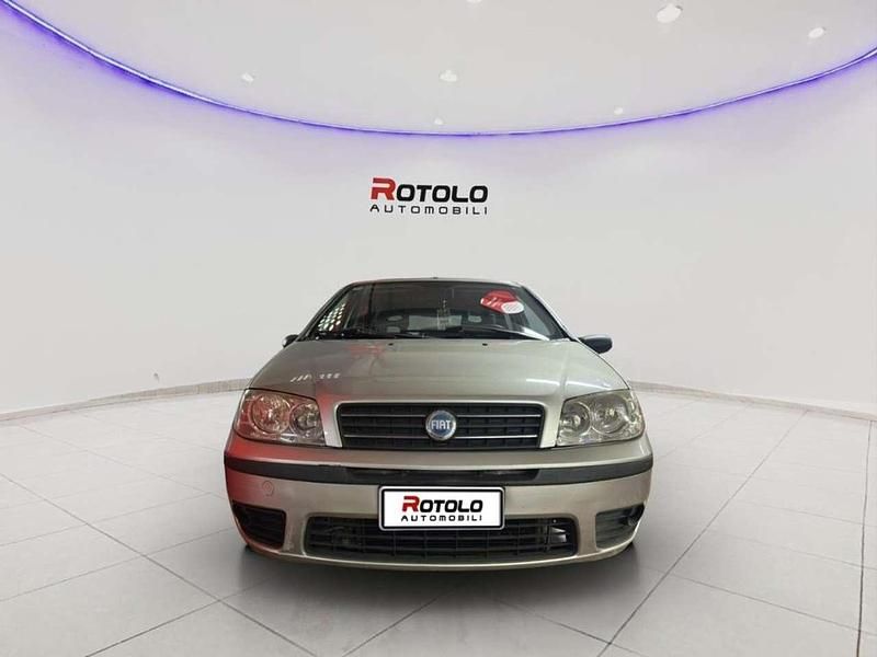 Usata Fiat Punto Active 60 CV (44 kW) 2003 Grigio Berlina
