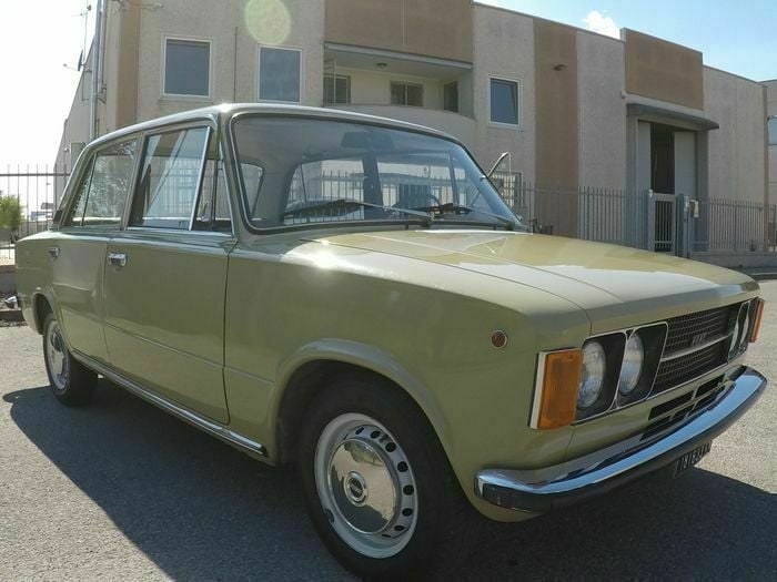 Usata Fiat 124 76 CV (55 kW) 1973 Verde Berlina