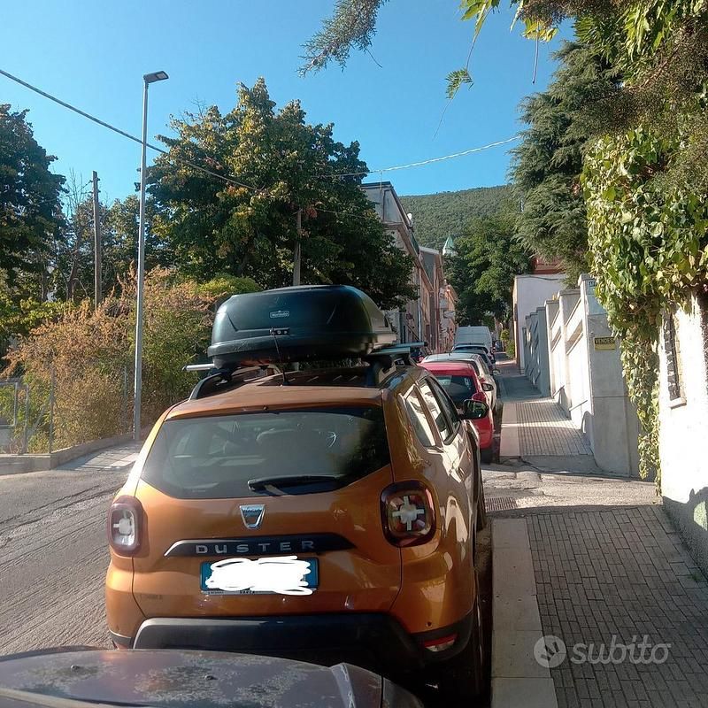 Usata Dacia Duster Comfort 101 CV (74 kW) 2020 Arancione Berlina