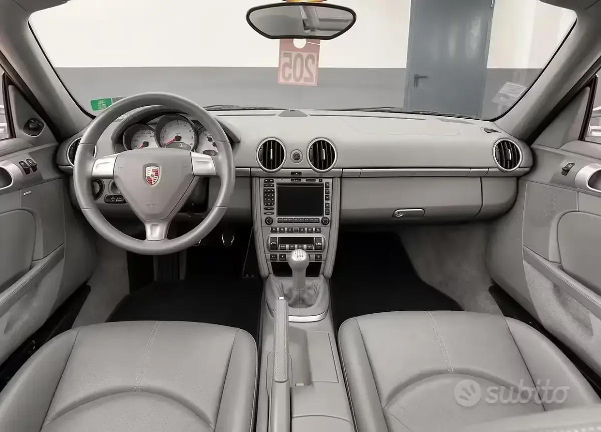 Usata Porsche Boxster 280 CV (205 kW) 2006 Grigio Cabrio