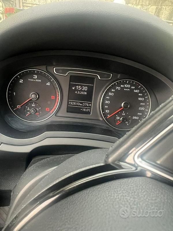 Usata Audi Q3 140 CV (102 kW) 2013 Grigio SUV