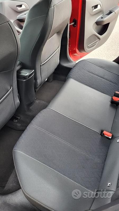 Usata Opel Corsa Elegance 102 CV (75 kW) 2023 Rosso Berlina