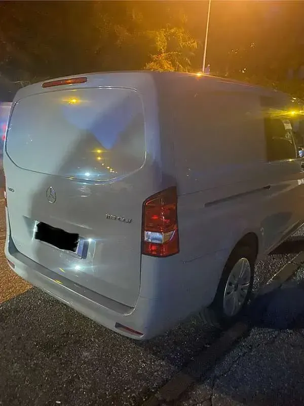 Usata Mercedes Vito 218 CV (160 kW) 2024 Grigio Furgone