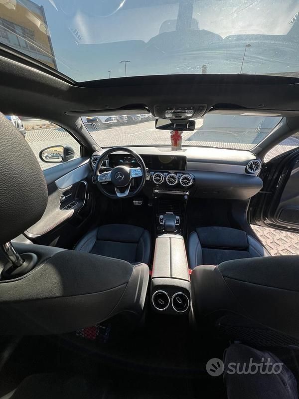 Usata Mercedes A200 AMG line 150 CV (110 kW) 2020 Nero Berlina