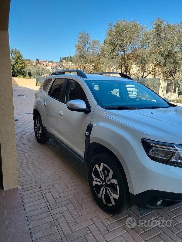 Usata Dacia Duster Prestige 101 CV (74 kW) 2022 Bianco SUV