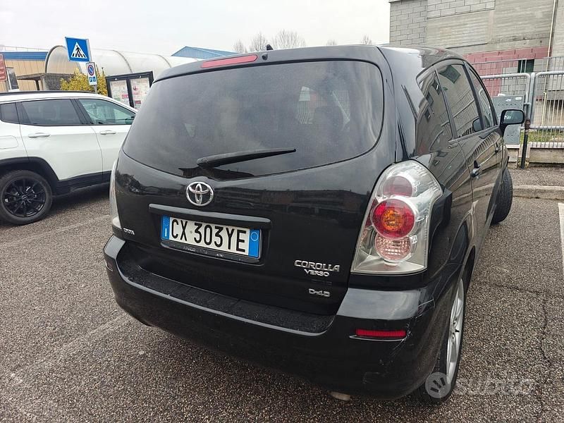 Usata Toyota Yaris 2005 Nero Berlina