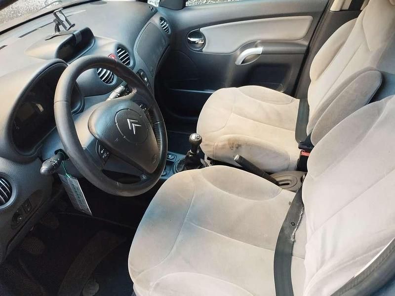 Usata Citroën C3 Exclusive 70 CV (51 kW) 2005 Grigio Berlina