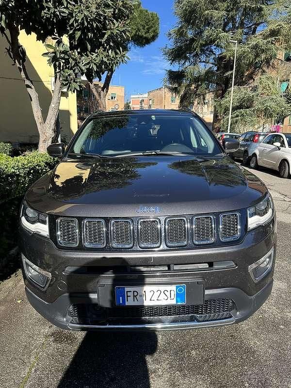 Usata Jeep Compass Limited 140 CV (102 kW) 2018 Grigio SUV