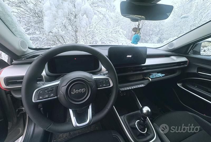 Usata Jeep Avenger Summit 101 CV (74 kW) 2024 SUV