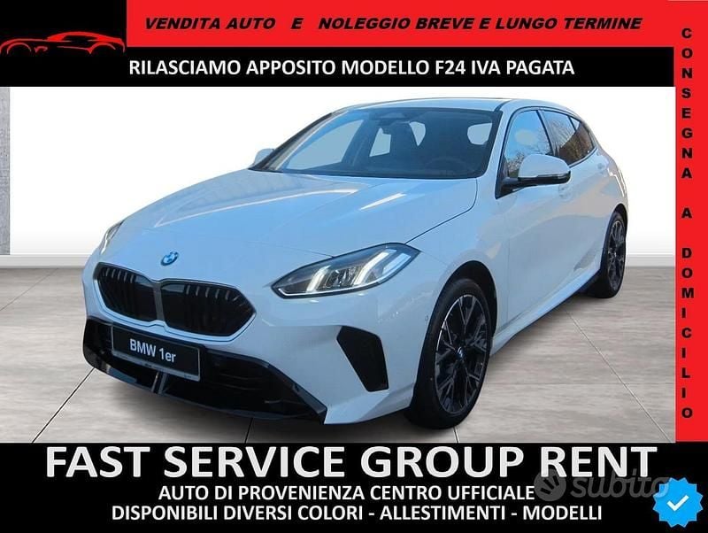 Bianco Nuova 2025 BMW 120 M Sport Due volumi | 33.990 € - Immagine 1/2