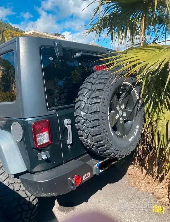 Usata Jeep Wrangler 284 CV (208 kW) 2012 Verde SUV