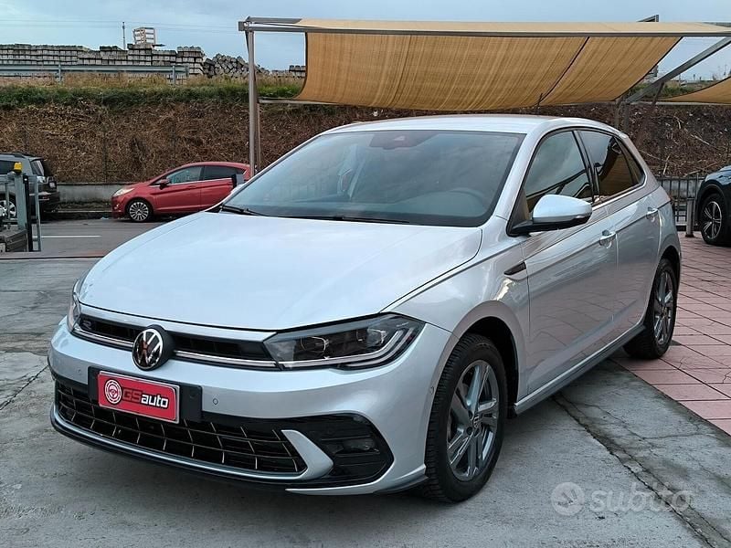 Usata VW Polo R-line 95 CV (69 kW) 2021 Grigio Berlina