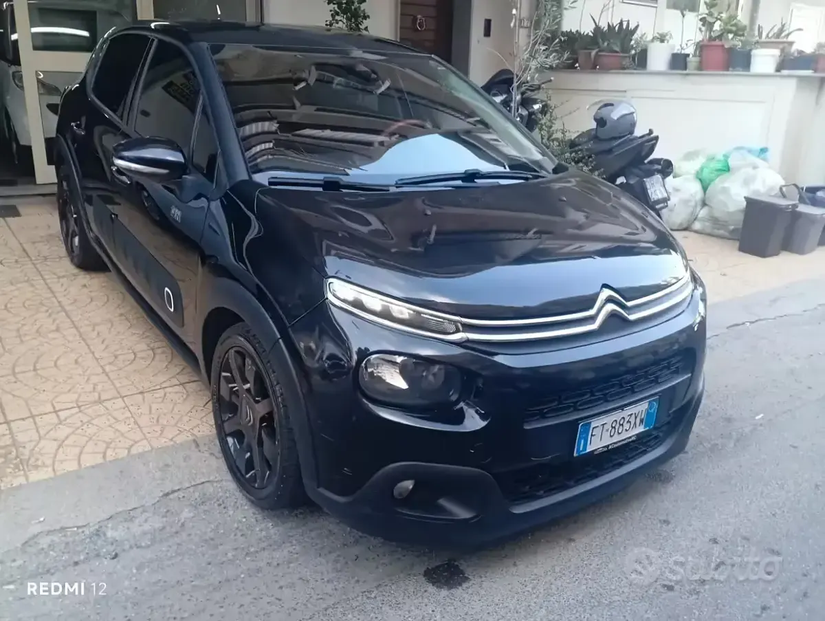 Usata Citroën C3 Shine 99 CV (72 kW) 2017 Nero Berlina