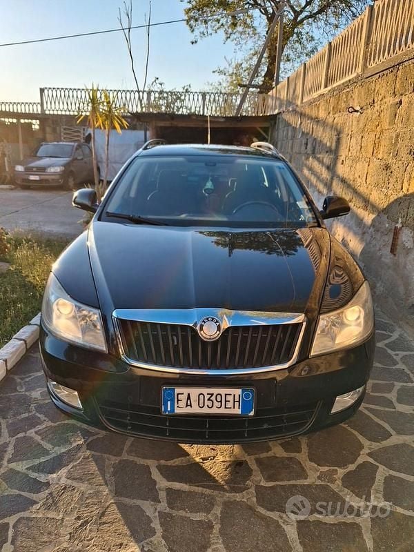 Usata Skoda Octavia 105 CV (77 kW) 2009 Nero Station wagon