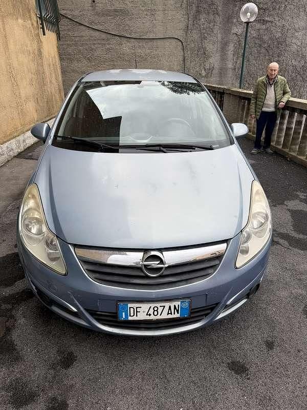Usata Opel Corsa Cosmo 90 CV (66 kW) 2007 Blu Utilitaria