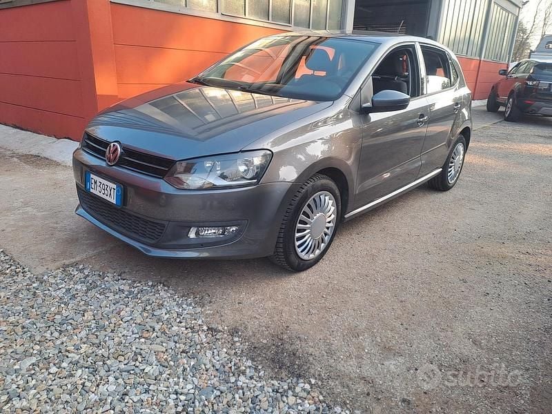 Usata VW Polo Highline 81 CV (59 kW) 2012 Grigio Utilitaria