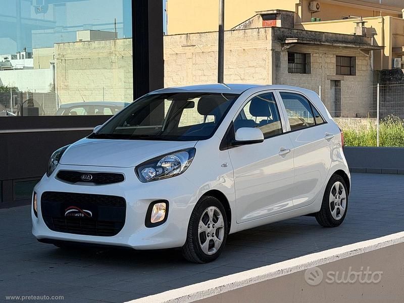 Usata Kia Picanto 66 CV (48 kW) 2016 Bianco Utilitaria