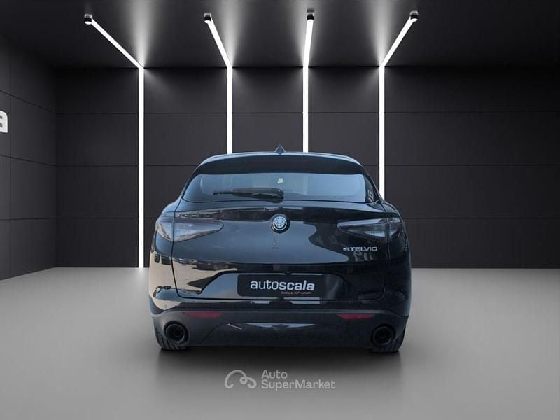 Usata Alfa Romeo Stelvio Sprint 160 CV (117 kW) 2024 Nero SUV