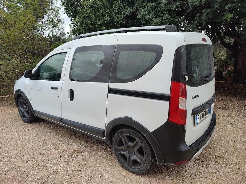 Usata Dacia Dokker 90 CV (66 kW) 2018 Bianco Monovolume