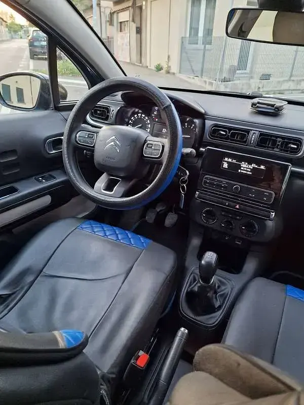 Usata Citroën C3 Feel 75 CV (55 kW) 2018 Blu/azzurro Utilitaria