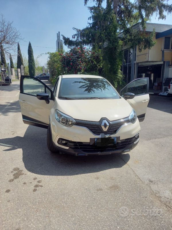 Usata Renault Captur 90 CV (66 kW) 2018 SUV