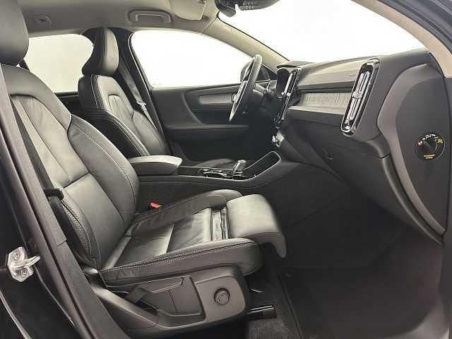 Usata Volvo XC40 Inscription 211 CV (155 kW) 2021 Nero SUV