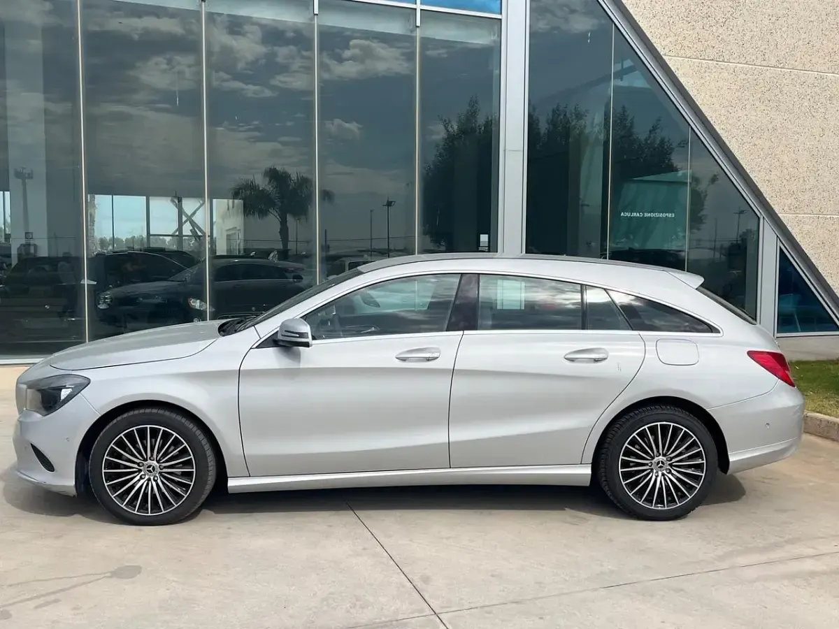 Usata Mercedes CLA200 Business 136 CV (100 kW) 2016 Argento Station wagon