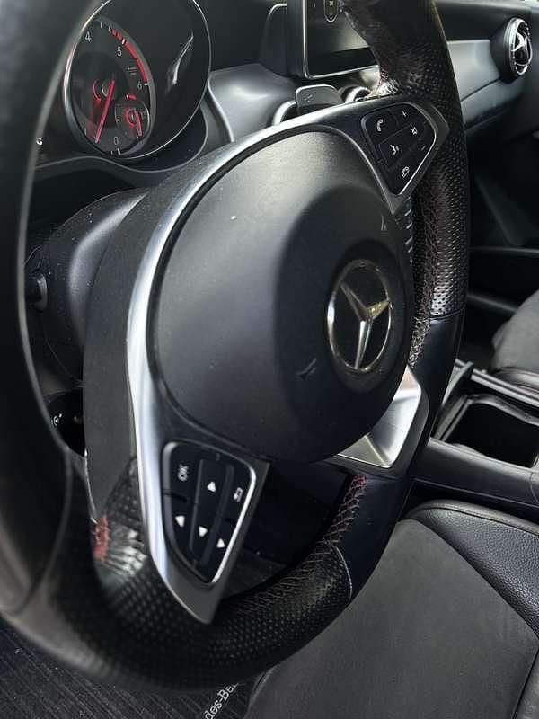 Usata Mercedes CLA200 Business 136 CV (100 kW) 2017 Berlina