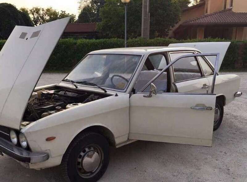 Bianco Usata 1976 VW K70 Tre volumi | 6500 € - Immagine 1/4