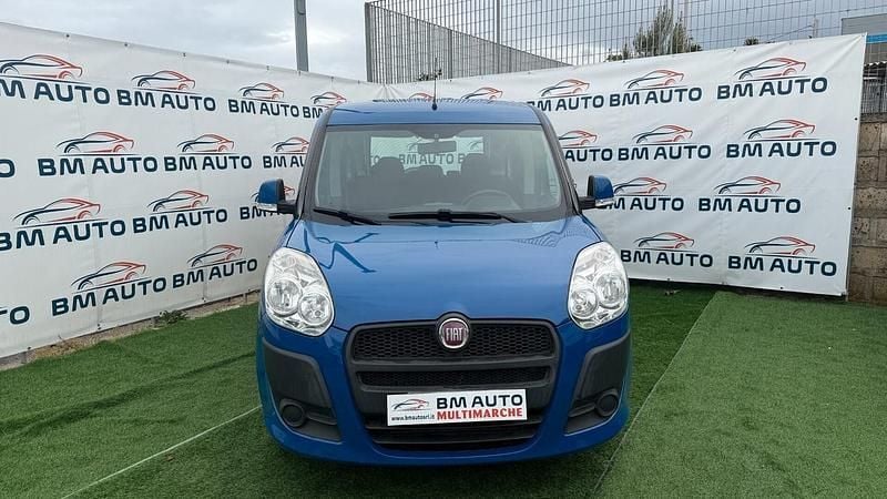 Usata Fiat Doblò Emotion 119 CV (87 kW) 2013 Blu Monovolume