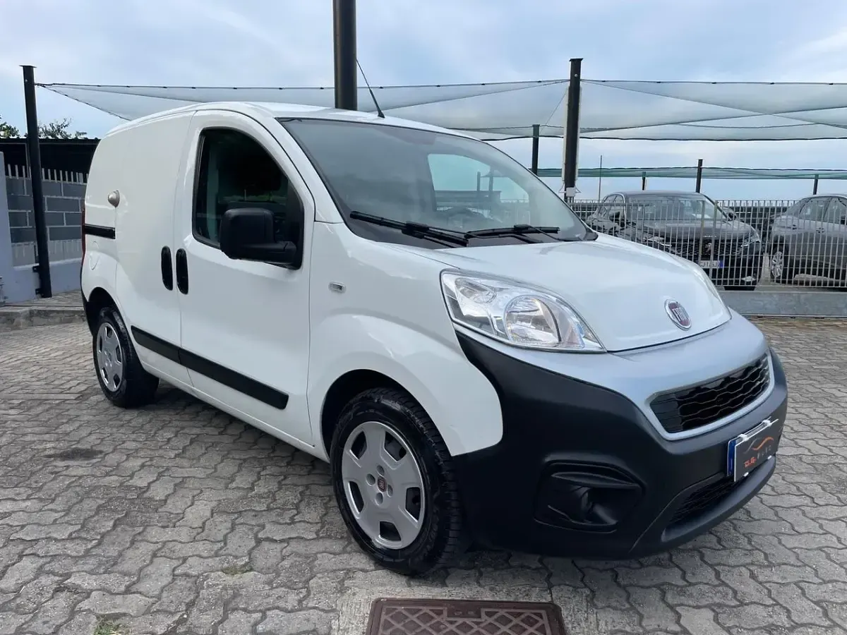 Usata Fiat Fiorino 95 CV (69 kW) 2022 Bianco Monovolume