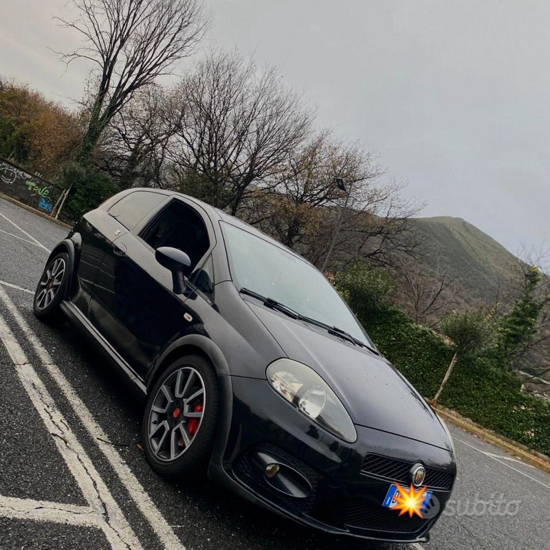 Usata Abarth Grande Punto 155 CV (114 kW) 2009 Nero Utilitaria