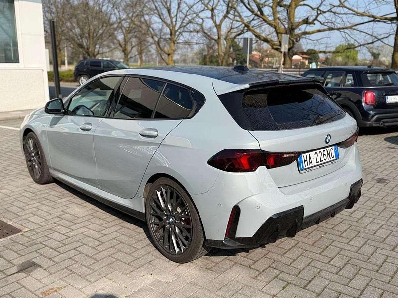 Usata BMW 120 M Sport 156 CV (114 kW) 2025 Grigio Utilitaria