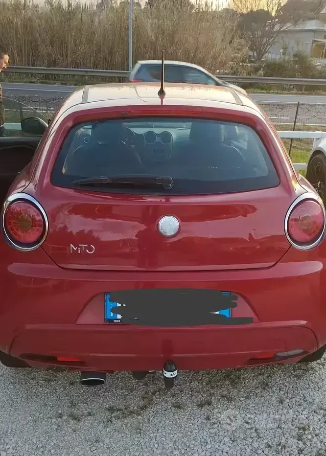Usata Alfa Romeo MiTo 105 CV (77 kW) 2011 Rosso Utilitaria