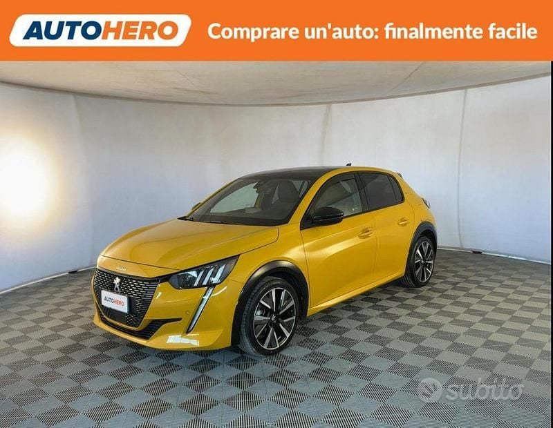 Begagnad Peugeot 208 GT 102 HK (75 kW) 2020 Halvkombi
