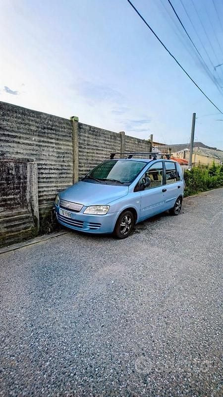 Usata Fiat Multipla 120 CV (88 kW) 2006 Blu Monovolume