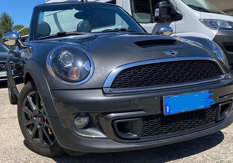 Usata Mini Cooper SD Cabriolet 143 CV (105 kW) 2013 Grigio Cabrio