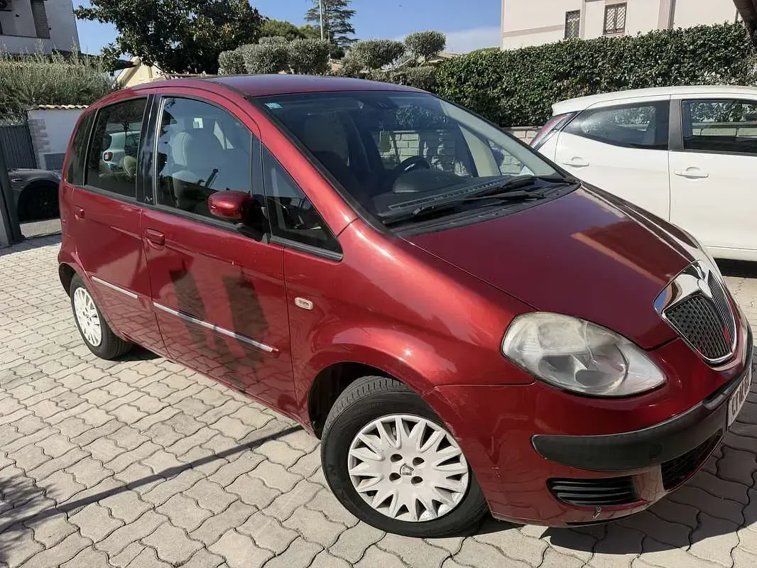 Usata Lancia Musa 95 CV (69 kW) 2006 Monovolume