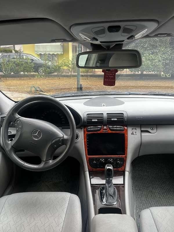 Usata Mercedes C200 Elegance 116 CV (85 kW) 2002 Berlina